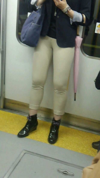 51a3c5ea04746a15d3c1c5d1ed61dfae.jpg