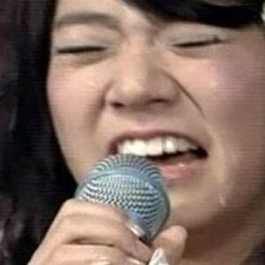 한승연 긔엽긔.jpg