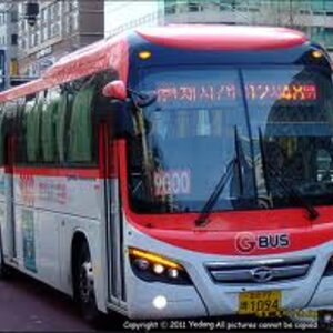 강남에서 이 차 타고 가면 여자들이 줄서서 기다림.
