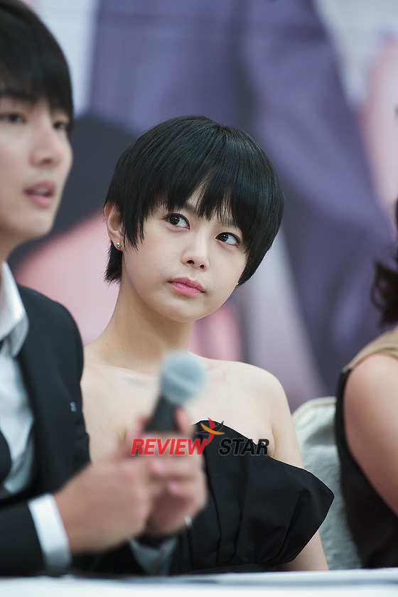 이영아.jpg