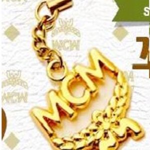 앆싸 MCM 액정긁개왂다