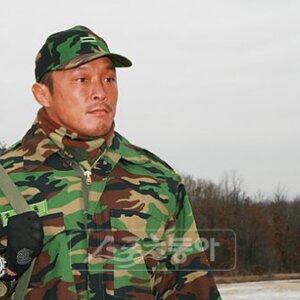 어쩔수 없나봐요..