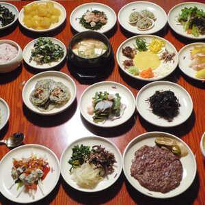 얼마짜리 밥상같음?