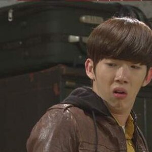 타블렛 명의당 2회선 안되냐?