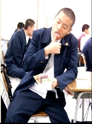 이센리즈.jpg