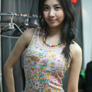 미친서현
