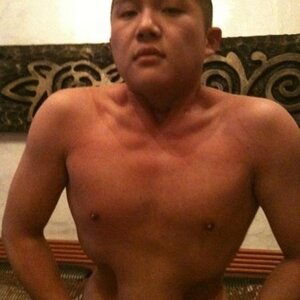 얘는왜자지가 배에달려있냐