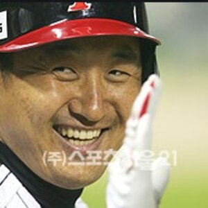 이쯤에서 올리는 여덕들을 위한 조인성 짤