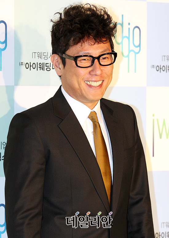 윤종신.jpg
