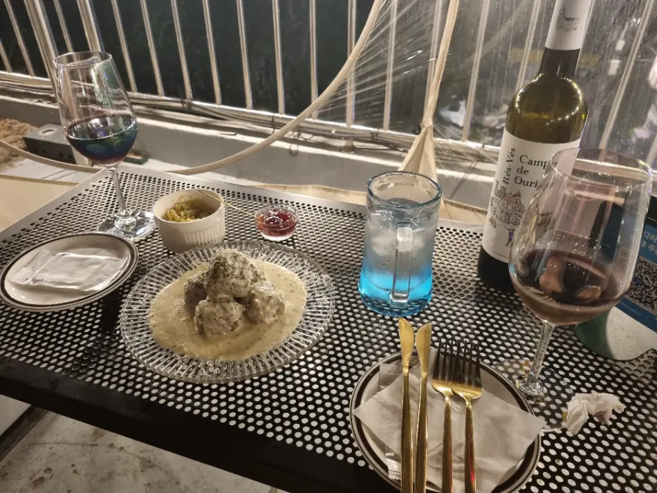 20260618_222041.webp